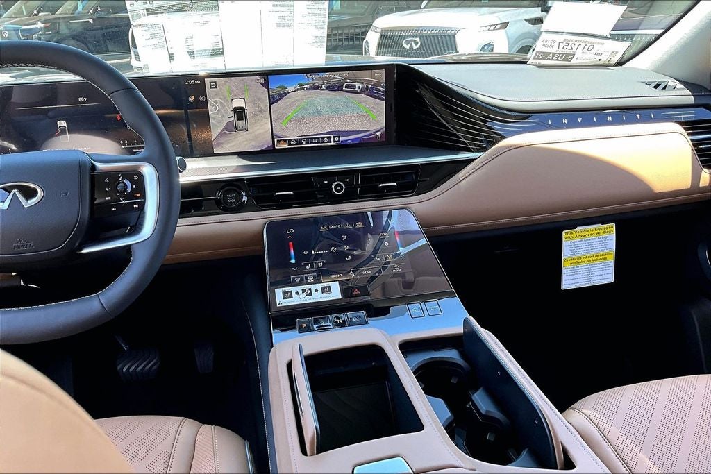 2026 INFINITI QX80 LUXE