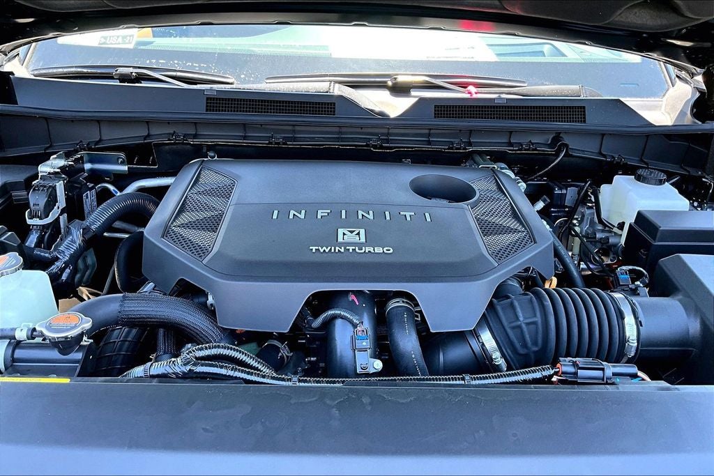 2026 INFINITI QX80 LUXE