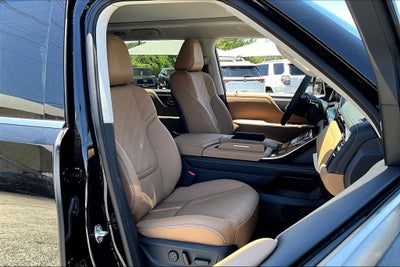 2026 INFINITI QX80 LUXE