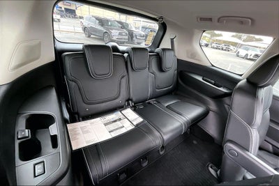 2025 INFINITI QX80 LUXE