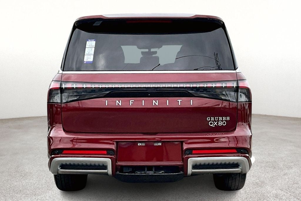 2025 INFINITI QX80 LUXE