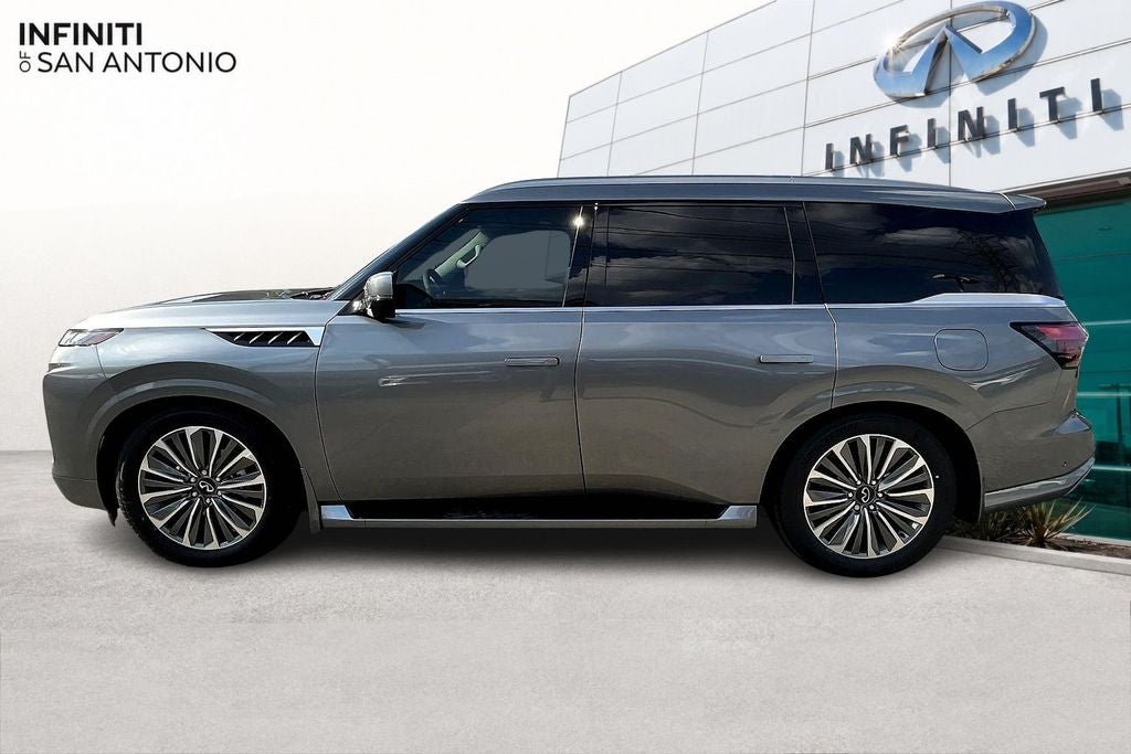 2026 INFINITI QX80 LUXE