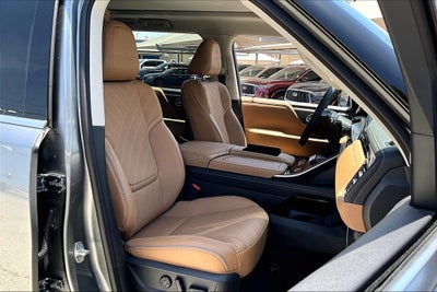 2027 INFINITI QX80 LUXE