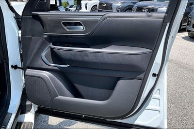 2027 INFINITI QX80 LUXE