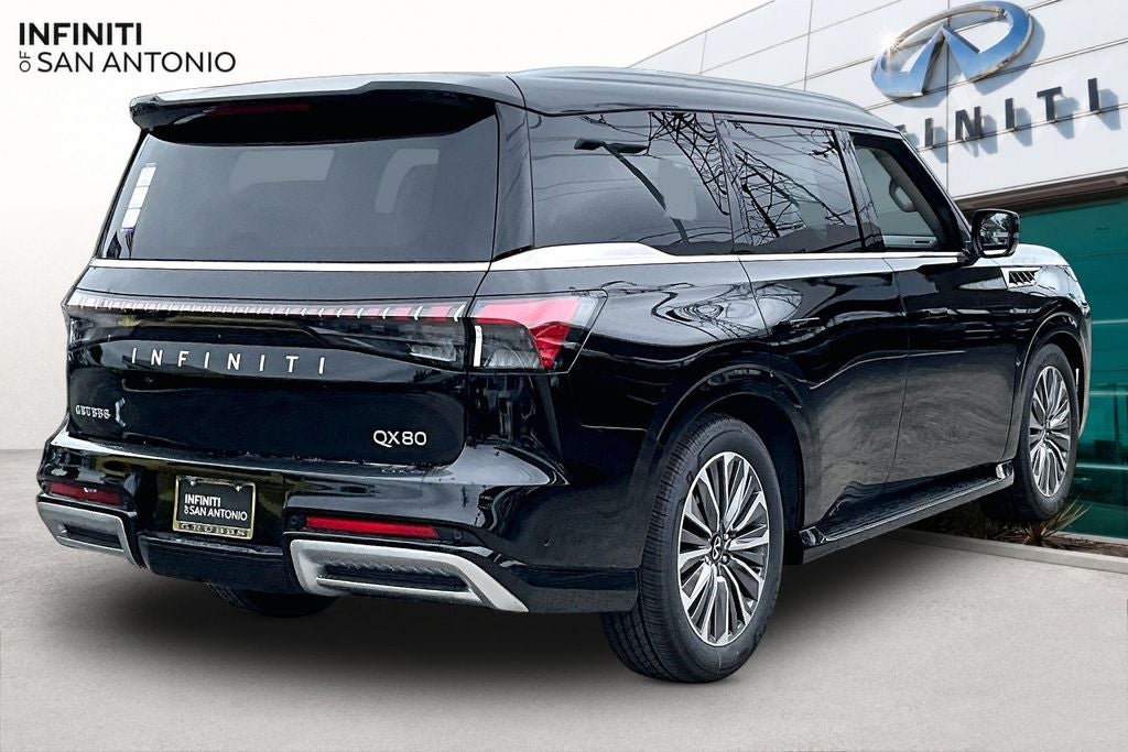 2026 INFINITI QX80 LUXE