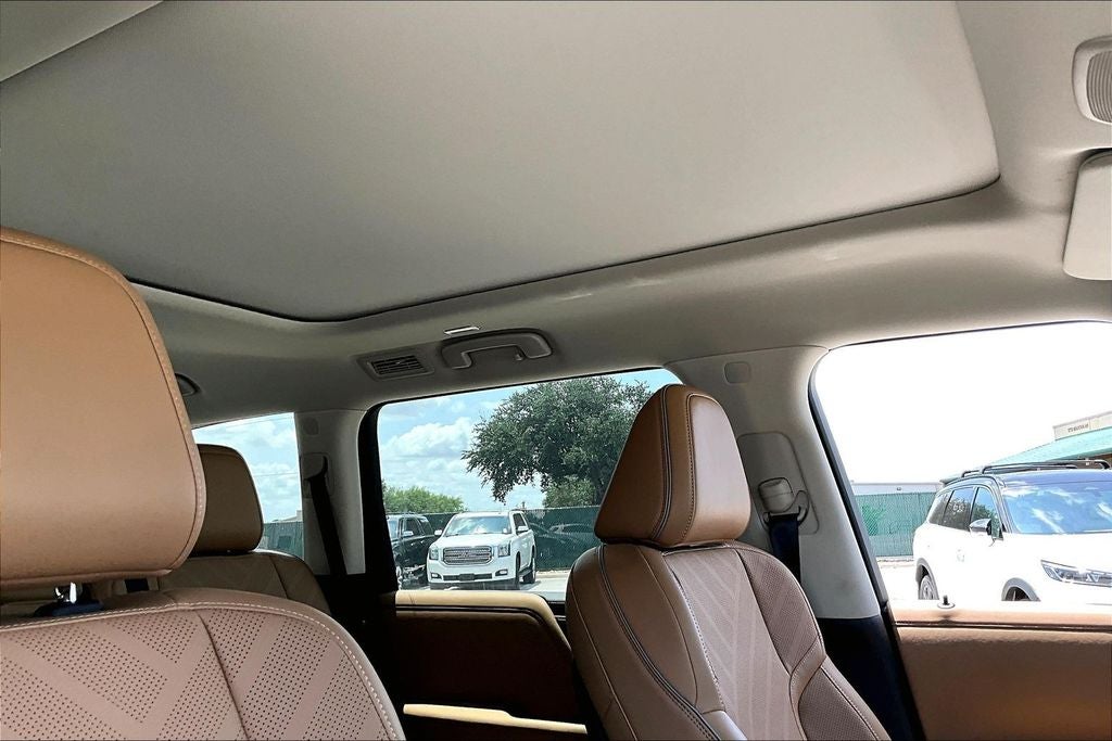 2027 INFINITI QX80 LUXE