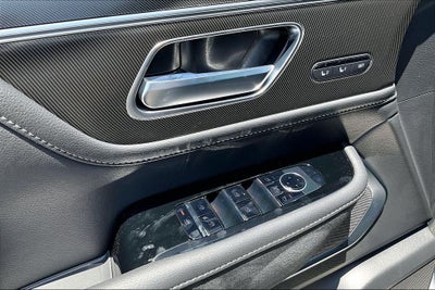 2027 INFINITI QX80 LUXE
