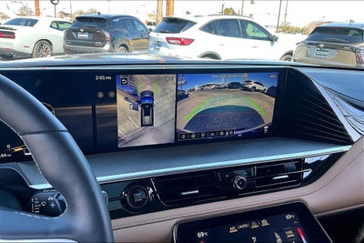 2025 INFINITI QX80 LUXE