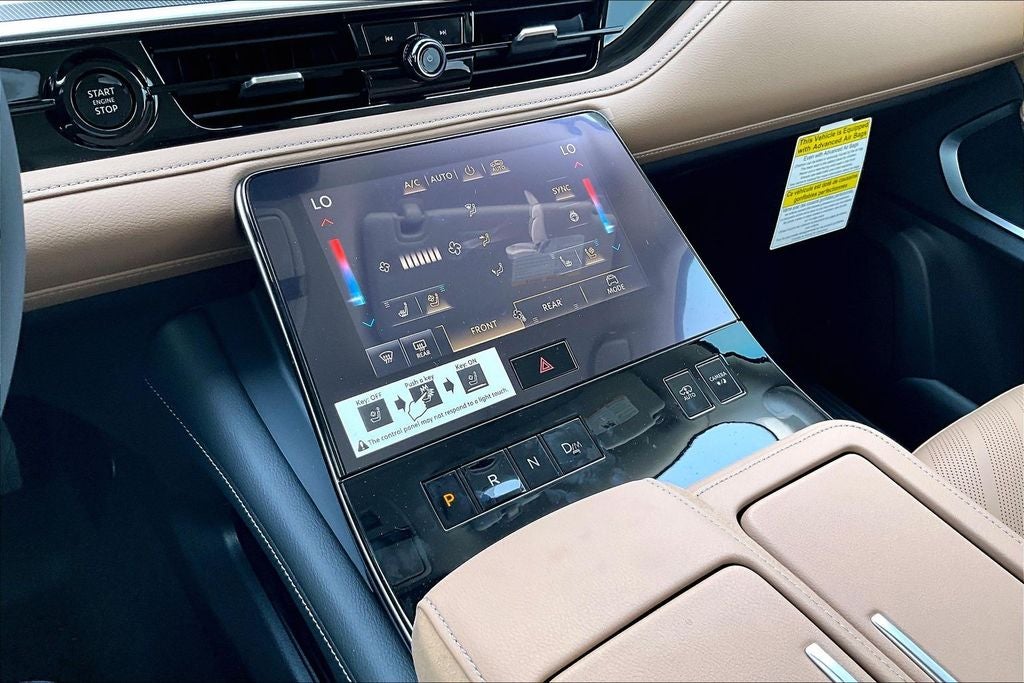 2027 INFINITI QX80 LUXE