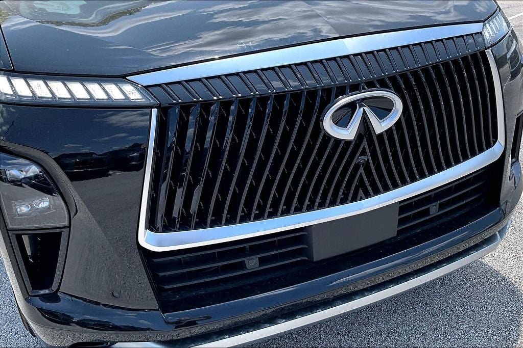 2027 INFINITI QX80 LUXE