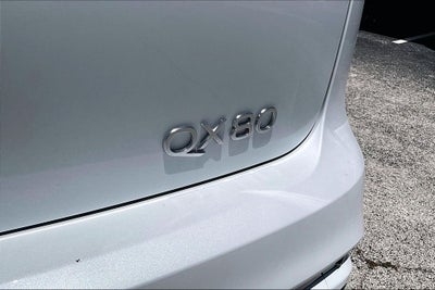 2027 INFINITI QX80 LUXE