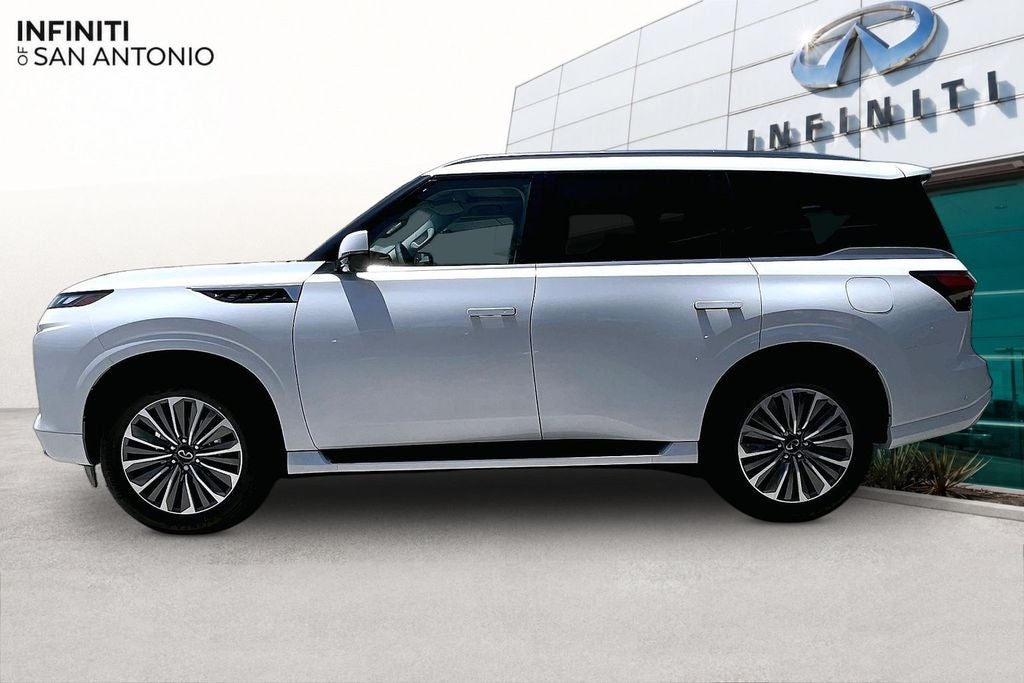 2027 INFINITI QX80 LUXE