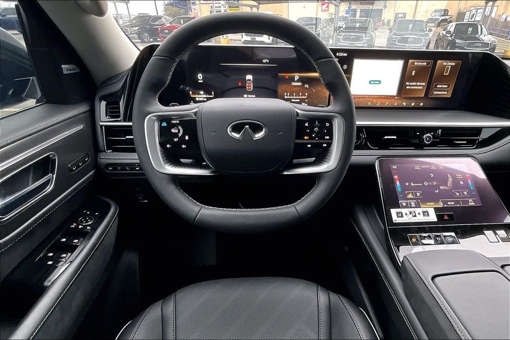 2026 INFINITI QX80 LUXE