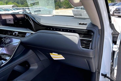 2027 INFINITI QX80 LUXE