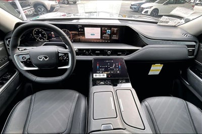 2026 INFINITI QX80 LUXE