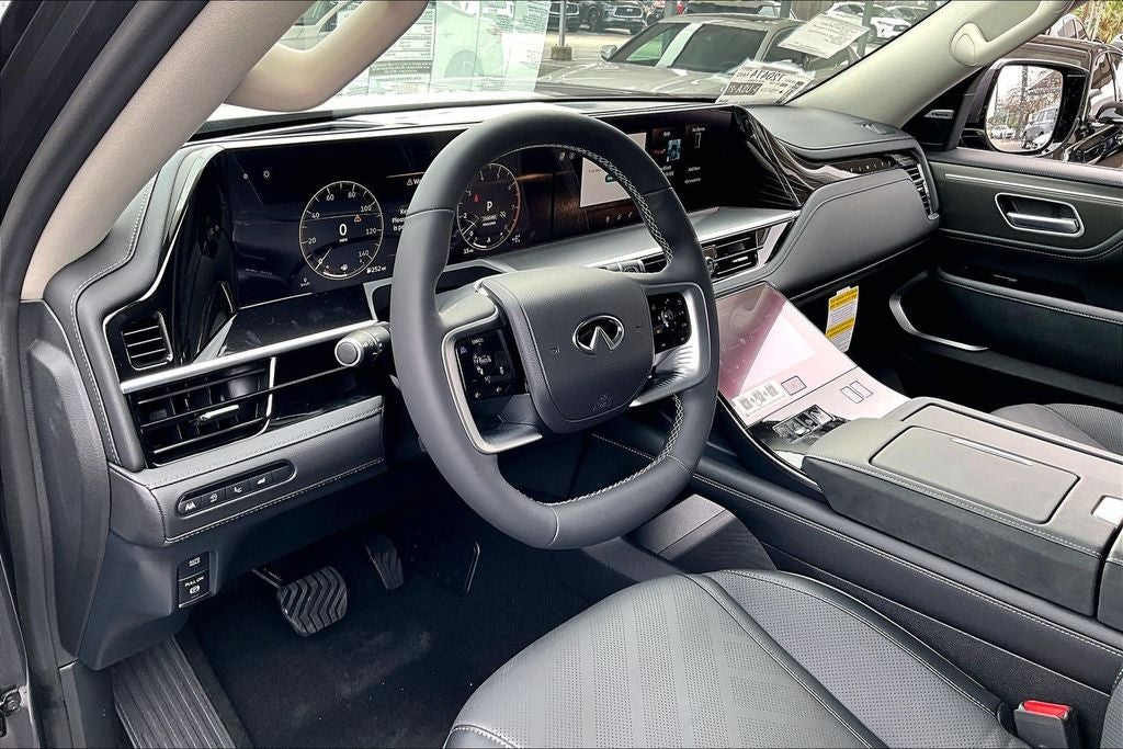 2026 INFINITI QX80 LUXE