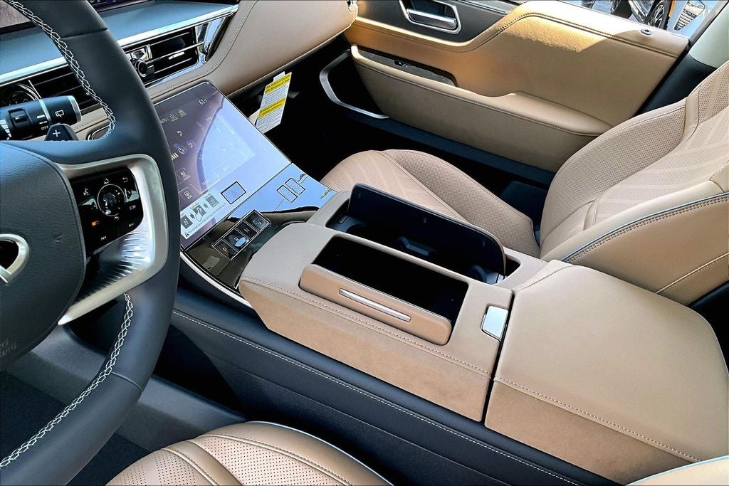 2027 INFINITI QX80 LUXE