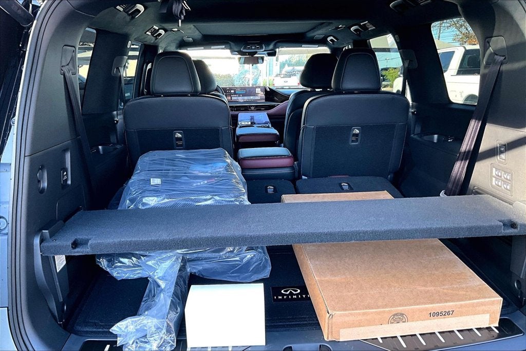 2027 INFINITI QX80 AUTOGRAPH