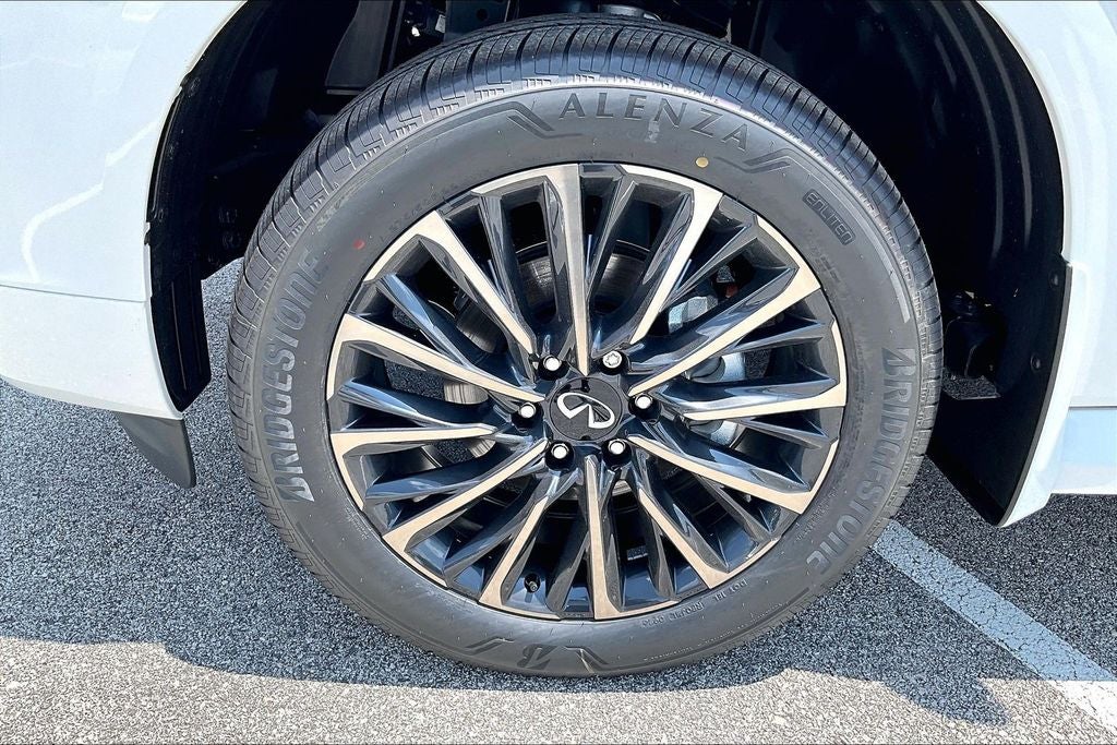 2027 INFINITI QX80 AUTOGRAPH