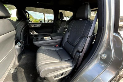 2027 INFINITI QX80 AUTOGRAPH