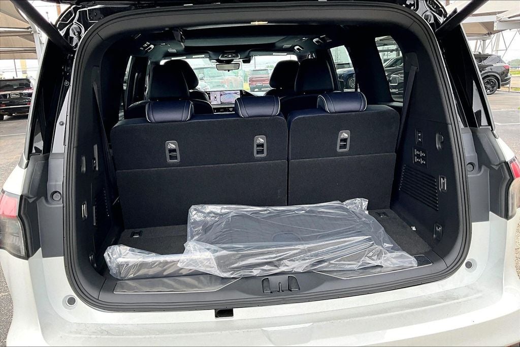 2026 INFINITI QX80 SPORT