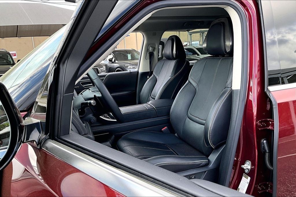 2025 INFINITI QX80 SENSORY