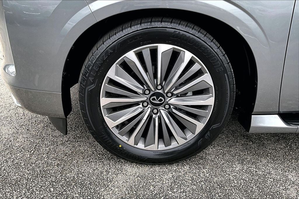 2025 INFINITI QX80 SENSORY