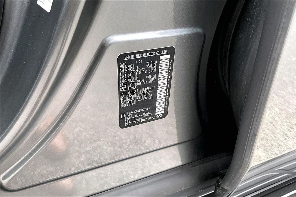 2025 INFINITI QX80 SENSORY