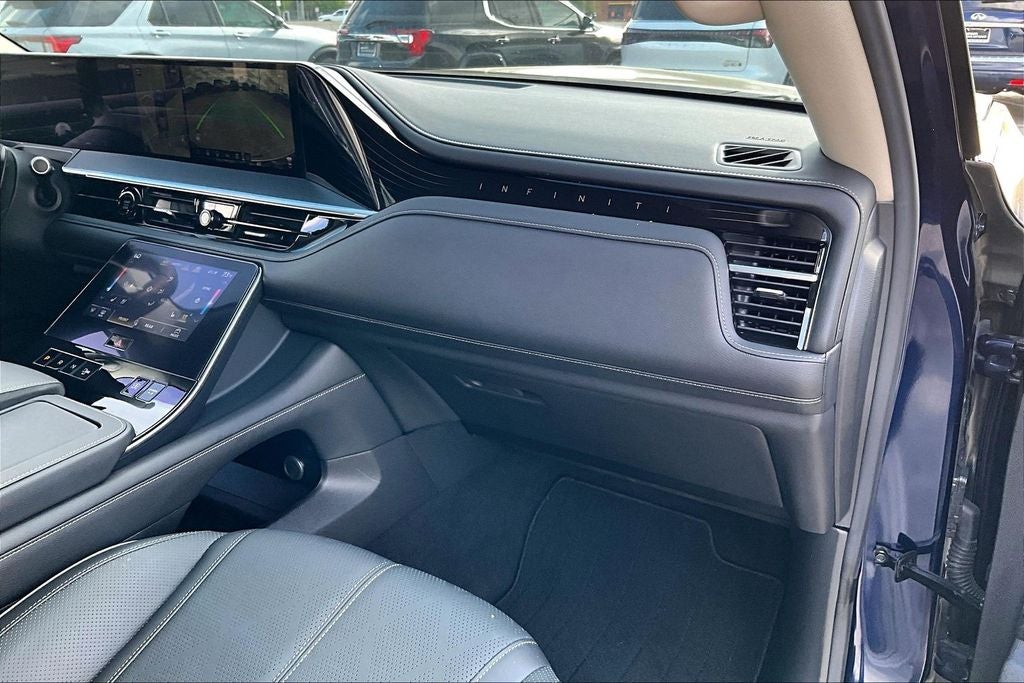 2025 INFINITI QX80 SENSORY