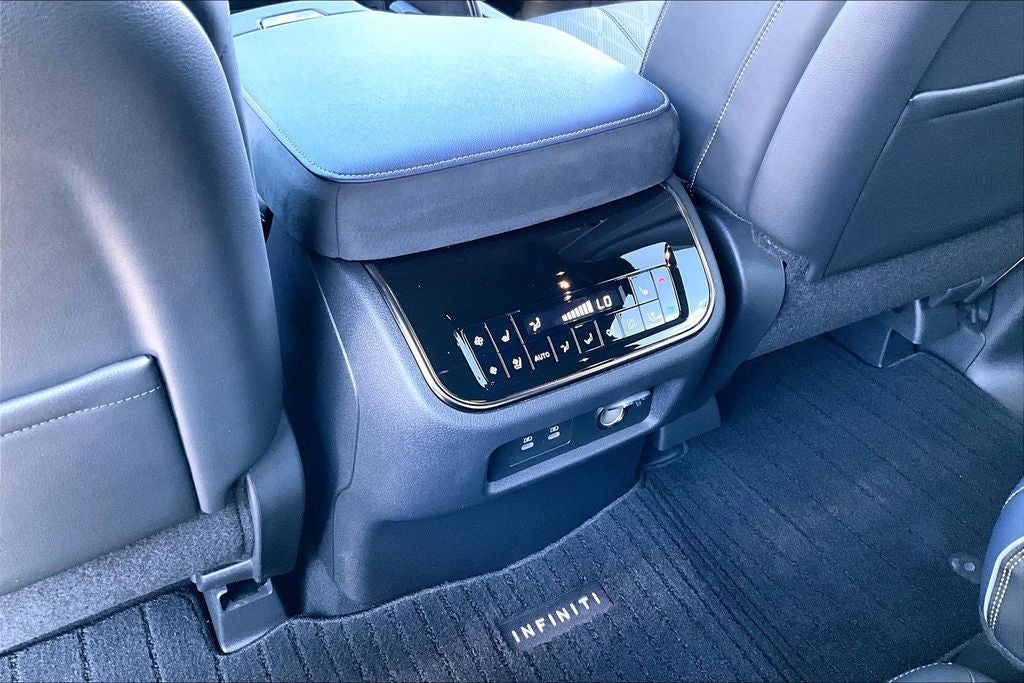 2026 INFINITI QX80 SPORT