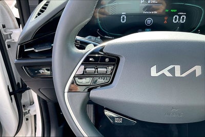 2023 Kia Niro EX