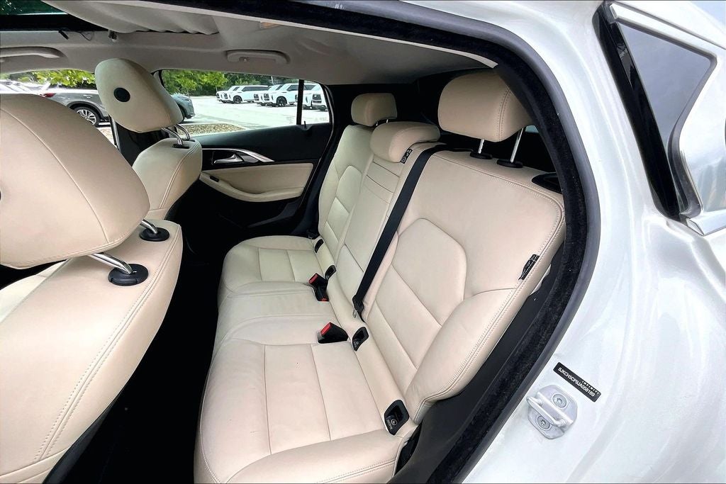 2018 INFINITI QX30 Premium