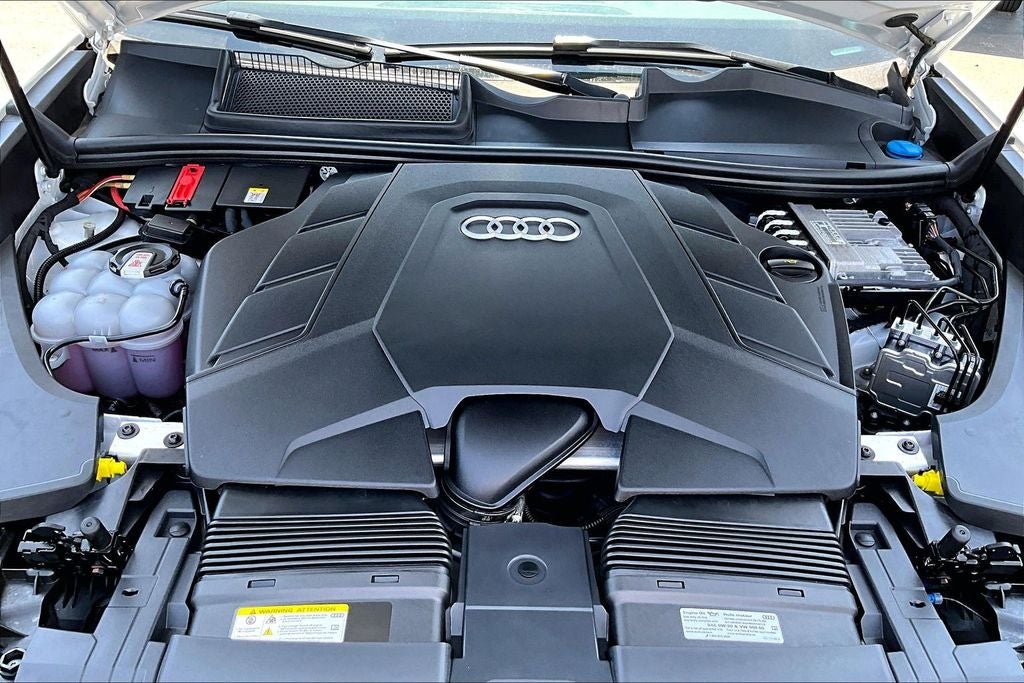 2023 Audi Q8 55 Premium Plus quattro
