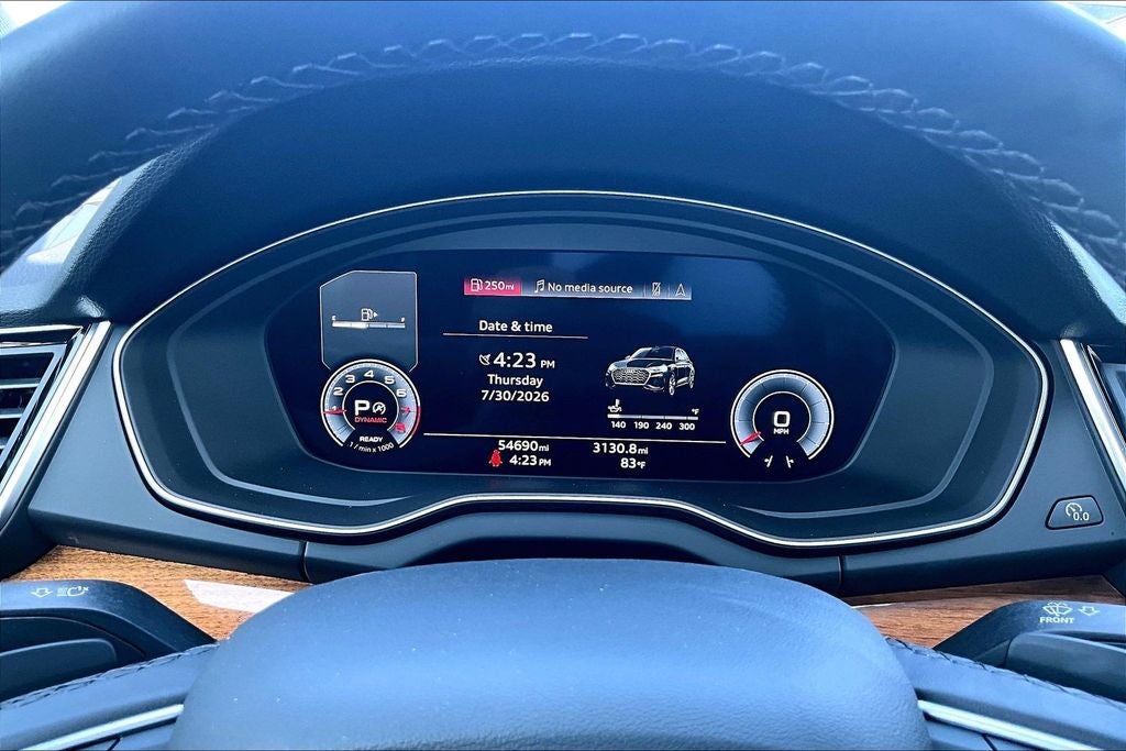 2023 Audi Q5 45 S line Prestige quattro