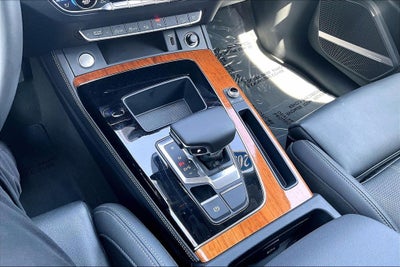 2023 Audi Q5 45 S line Prestige quattro