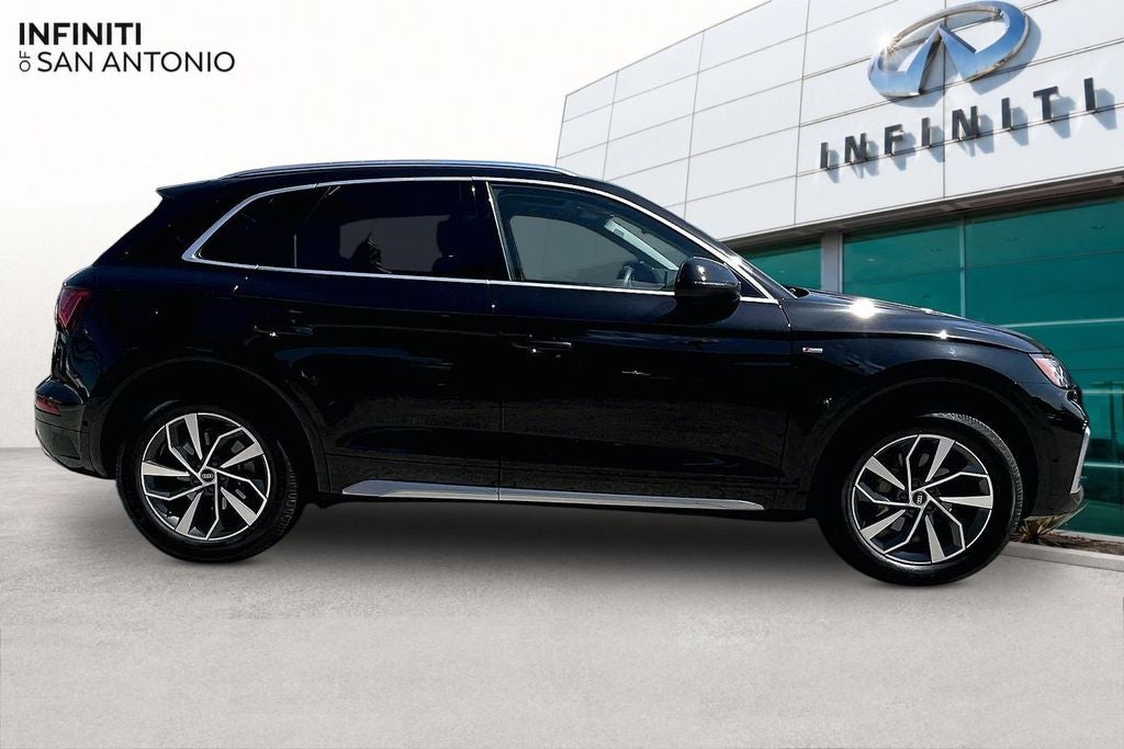 2023 Audi Q5 45 S line Prestige quattro