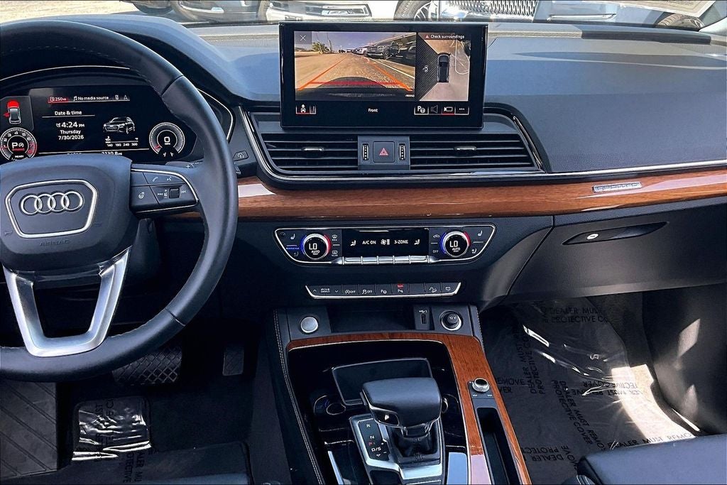 2023 Audi Q5 45 S line Prestige quattro