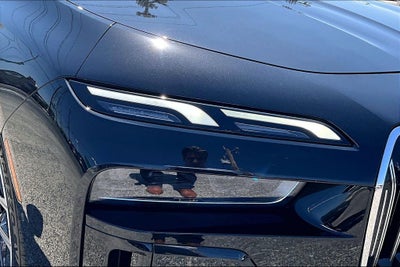 2024 BMW 7 Series 740i