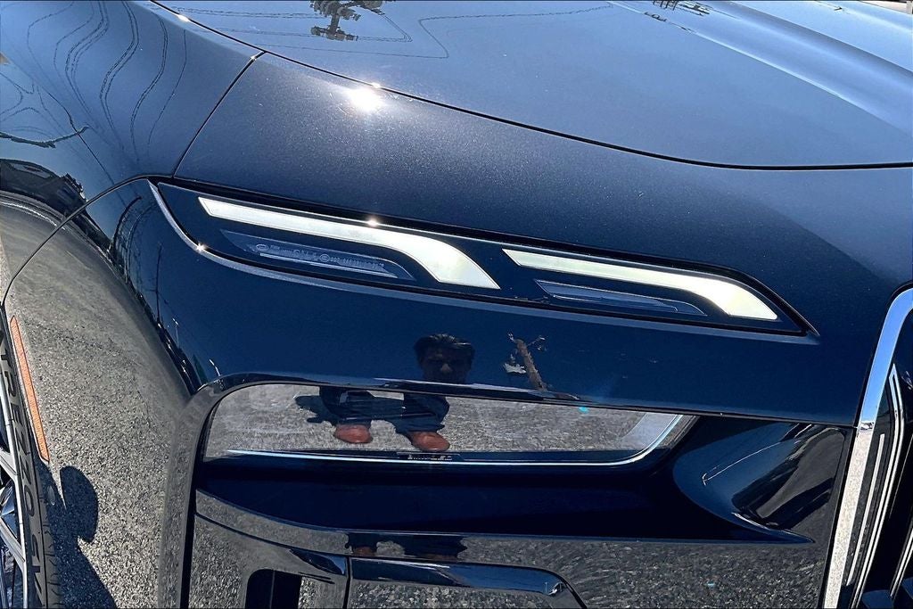 2024 BMW 7 Series 740i