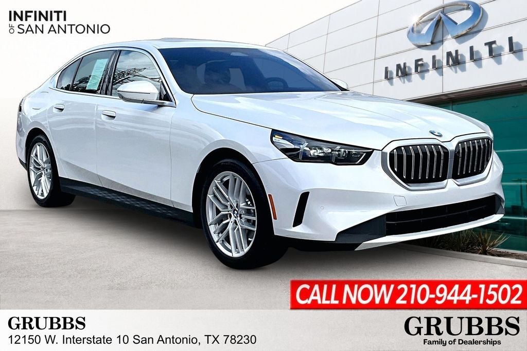 2025 BMW 5 Series 530i