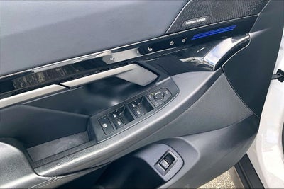 2025 BMW 5 Series 530i