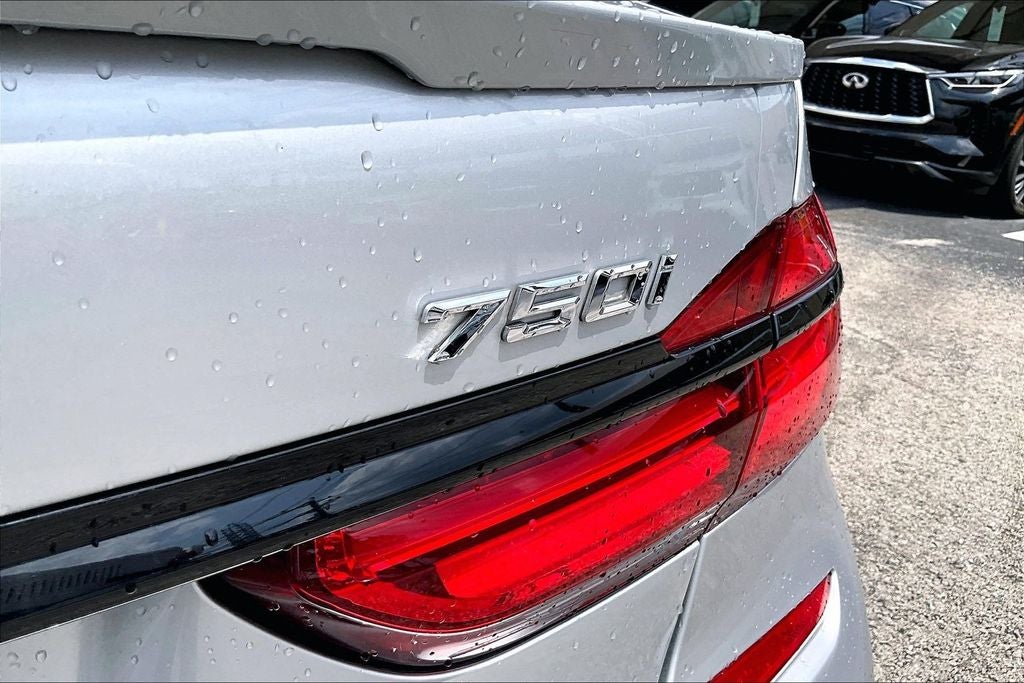 2017 BMW 7 Series 750i COMPETITION