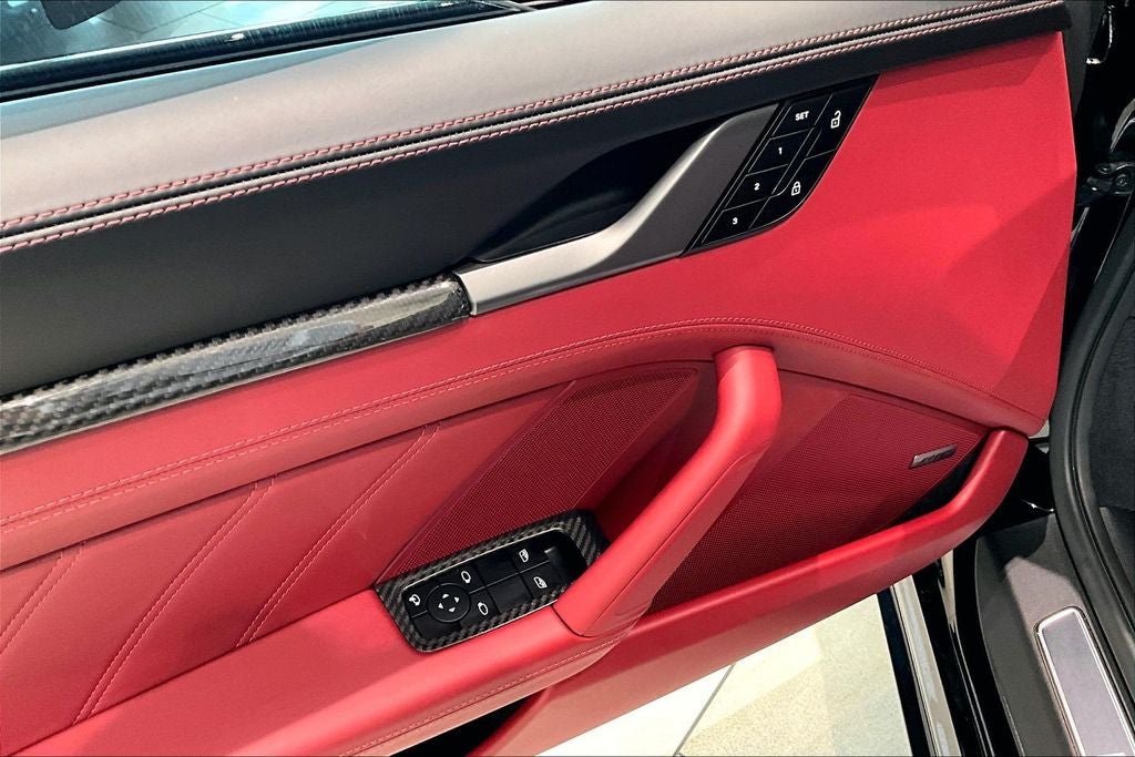 2025 Porsche 911 Carrera