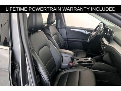 2025 Ford Escape Platinum