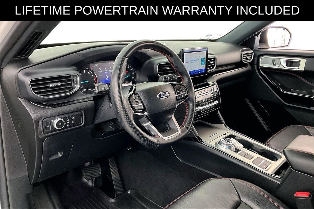 2022 Ford Explorer ST-Line