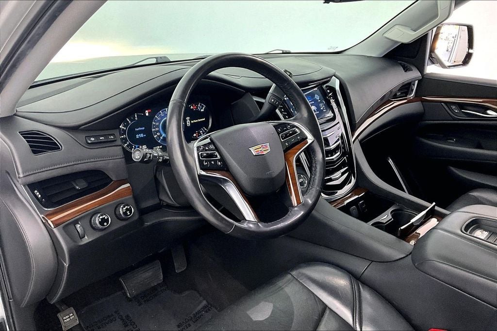 2020 Cadillac Escalade Luxury