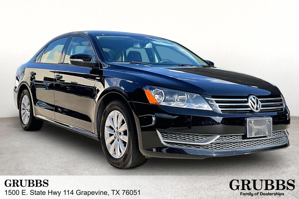2013 Volkswagen Passat 2.5L Wolfsburg Edition