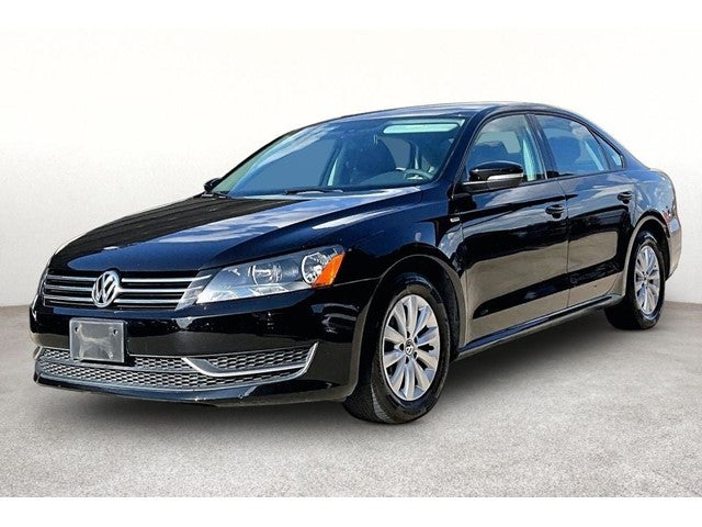 2013 Volkswagen Passat 2.5L Wolfsburg Edition