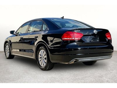 2013 Volkswagen Passat 2.5L Wolfsburg Edition