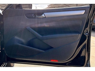 2013 Volkswagen Passat 2.5L Wolfsburg Edition